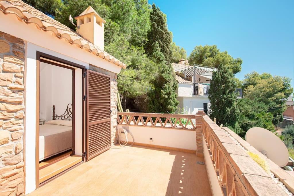 Sunny House With Great Sea Views, 3 Terraces, Private Heated Pool And Sauna La Herradura  Exteriör bild