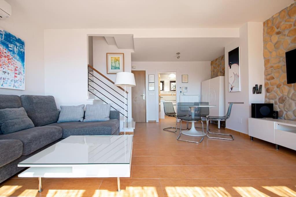 Sunny House With Great Sea Views, 3 Terraces, Private Heated Pool And Sauna La Herradura  Exteriör bild